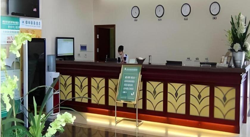 Greentree Inn Tianjin Wuqing Distric Bohai Market Exteriör bild