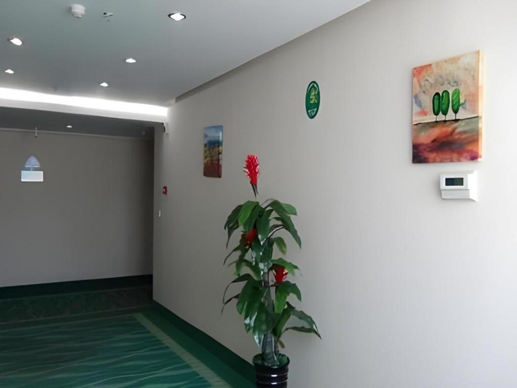 Greentree Inn Tianjin Wuqing Distric Bohai Market Exteriör bild