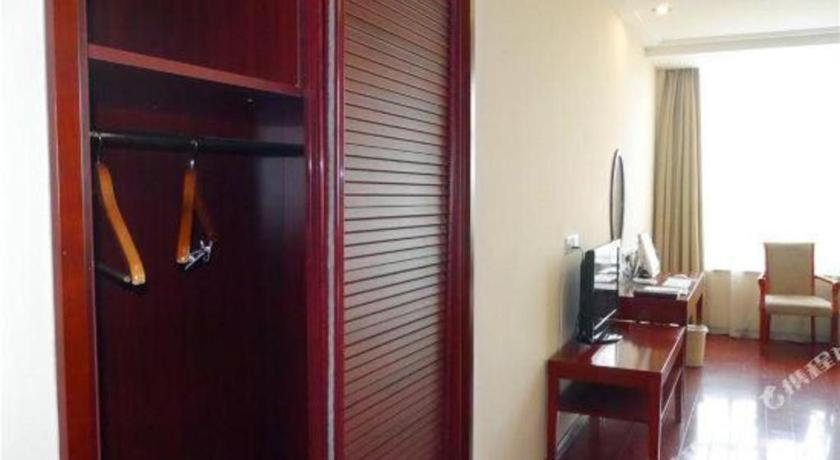 Greentree Inn Tianjin Wuqing Distric Bohai Market Exteriör bild